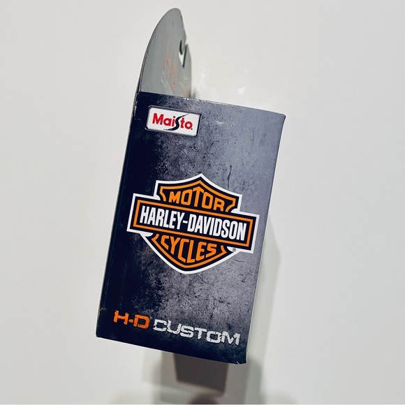 NIB Maisto Harley-Davidson Motorcycles 2002 FLTR Road Glide Model Series 38 - Picture 3 of 5